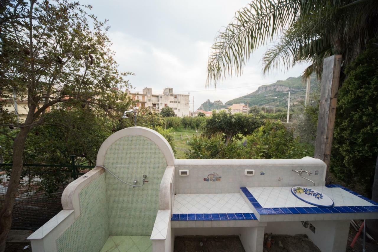 Casa Salice Sant'Alessio Siculo Exterior photo